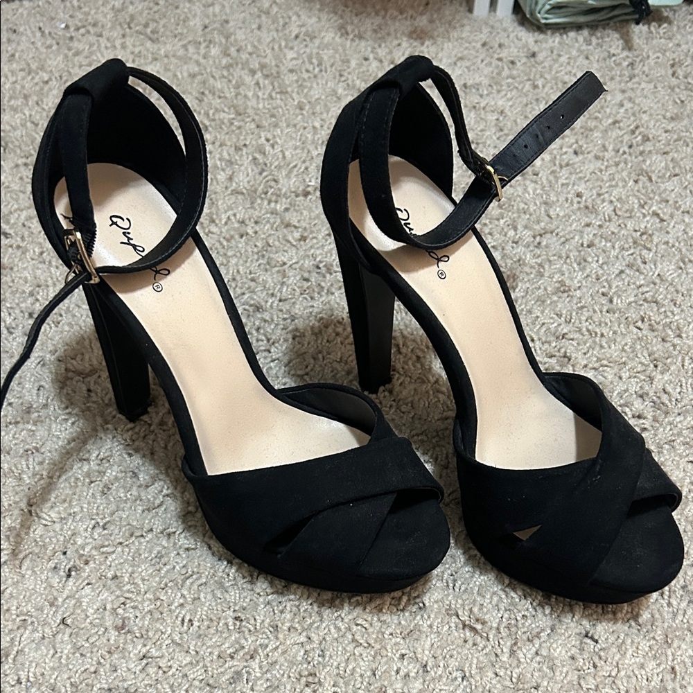 BRAND NEW Black Ankle Strap Heels